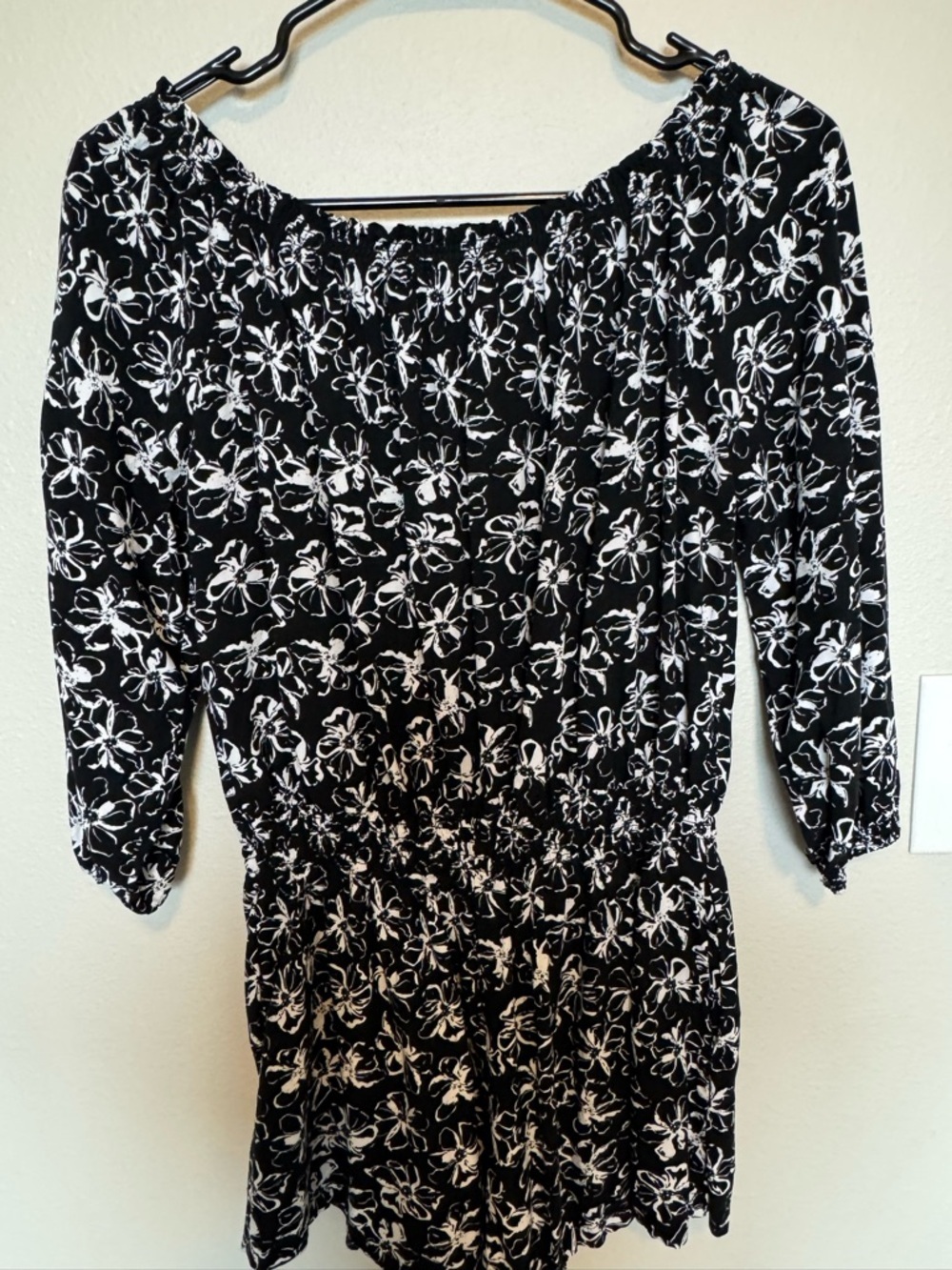 Banana Republic Black and White Floral Long-Sleeve Romper - Picture 8 of 9